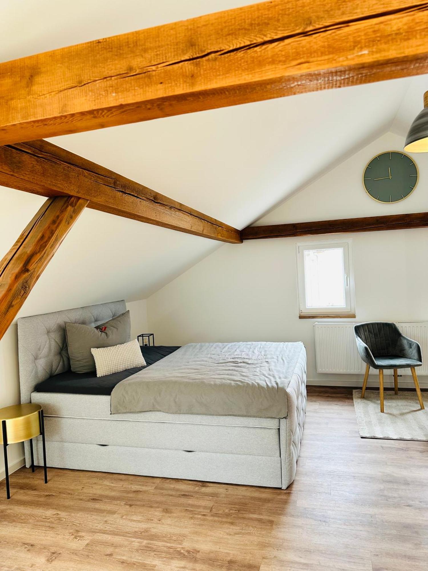 Hauptstadt Mitte Apartment Waigolshausen